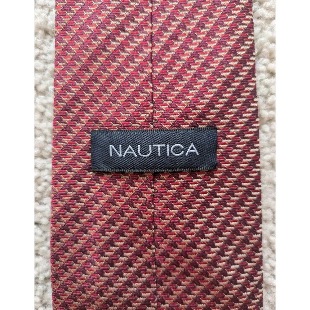 Nautica 100% Silk Burgandy Red Diagonal Stripe Print Tie